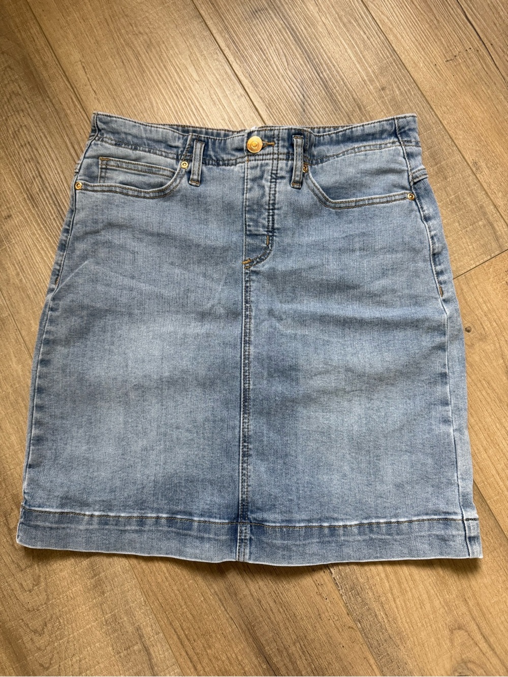 Classic Light Blue Denim Skort, size 4